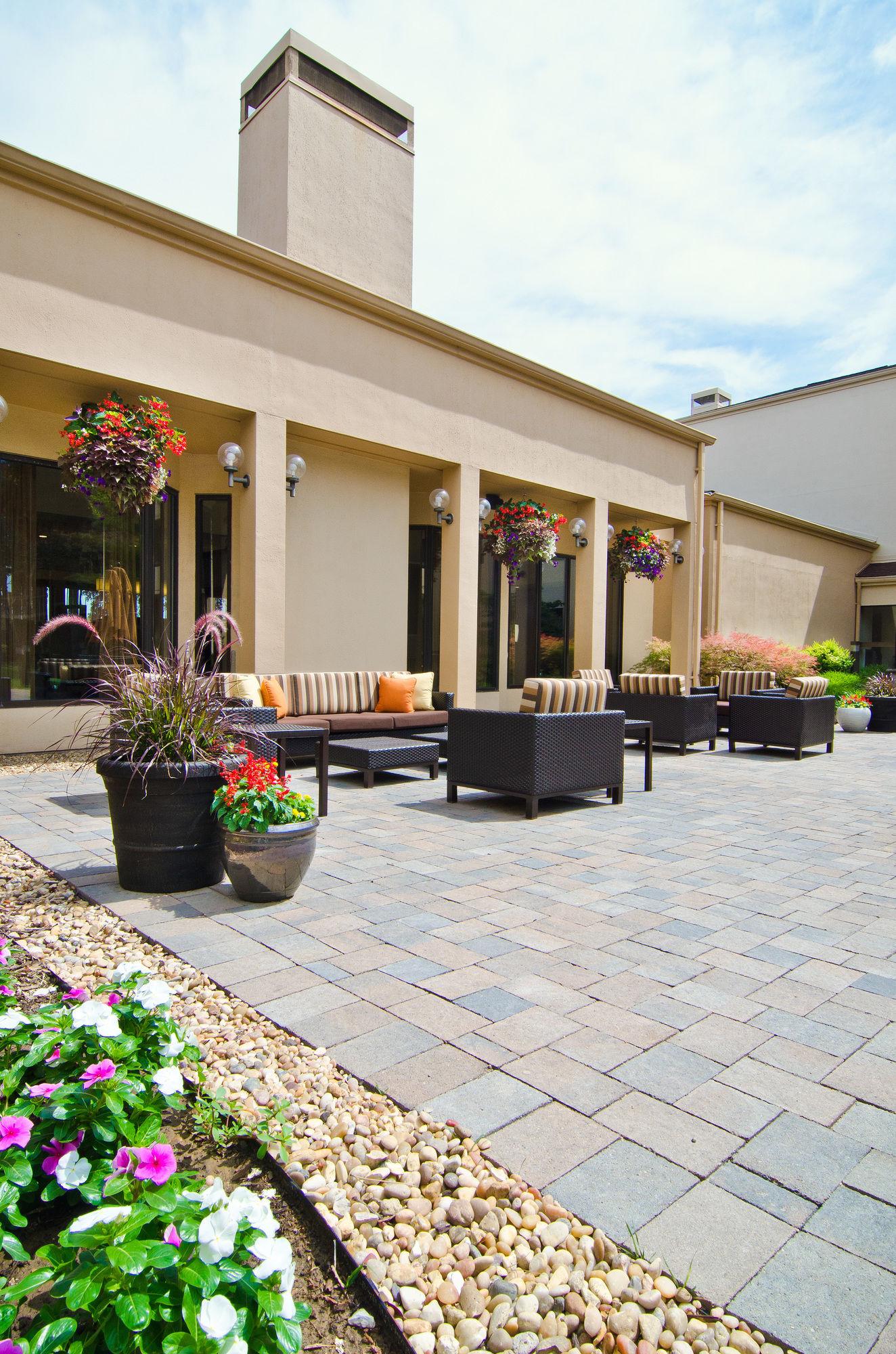Courtyard St. Louis Westport Plaza Hotel Maryland Heights Buitenkant foto