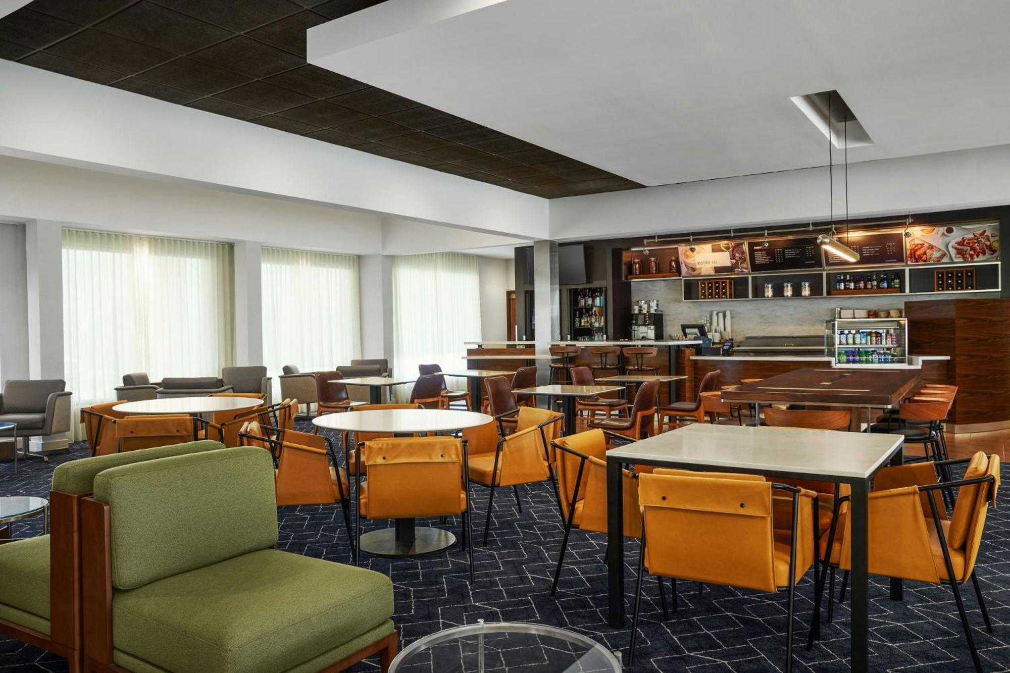 Courtyard St. Louis Westport Plaza Hotel Maryland Heights Buitenkant foto